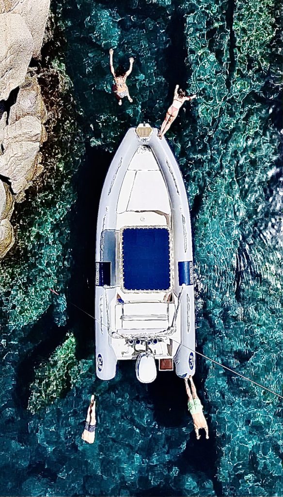 Private Corsica Boat Tour. Comfort privacy and breathtaking views.