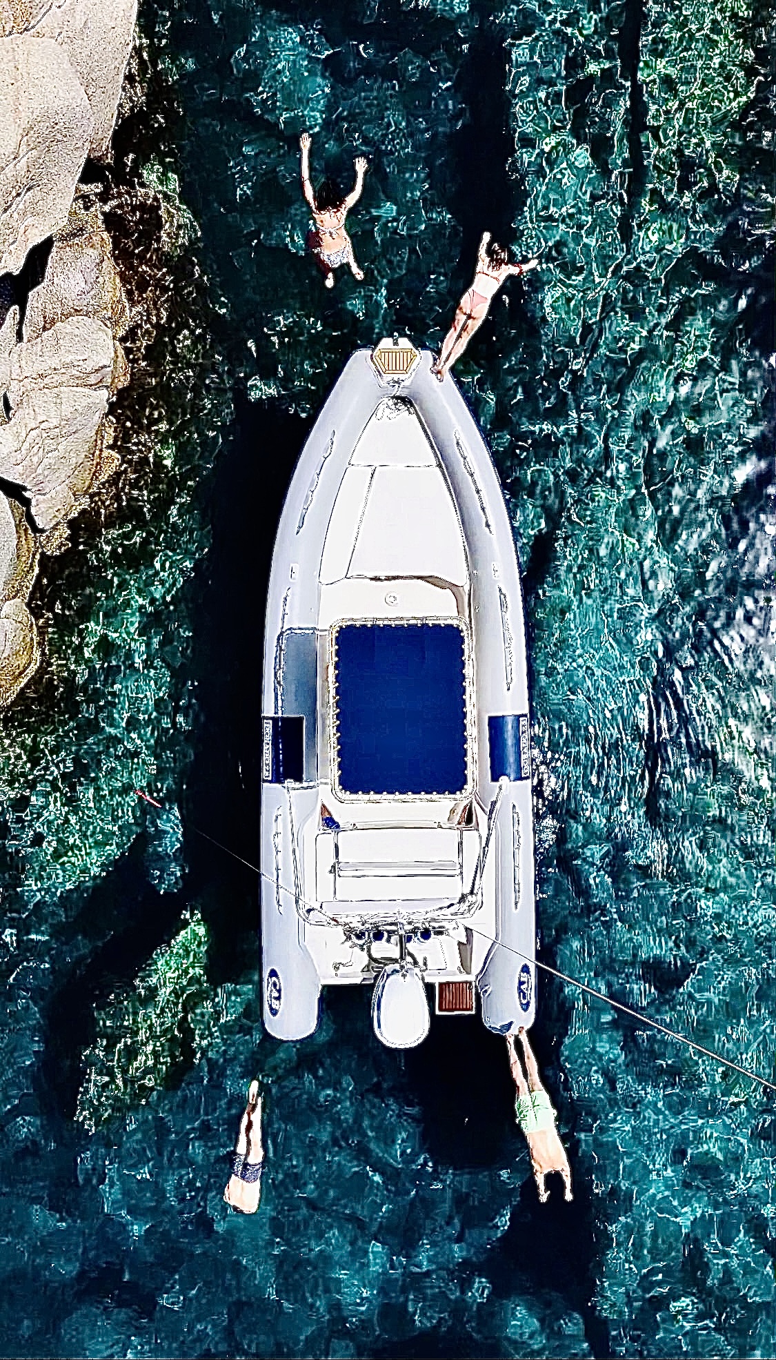 Private Corsica Boat Tour. Comfort privacy and breathtaking views.